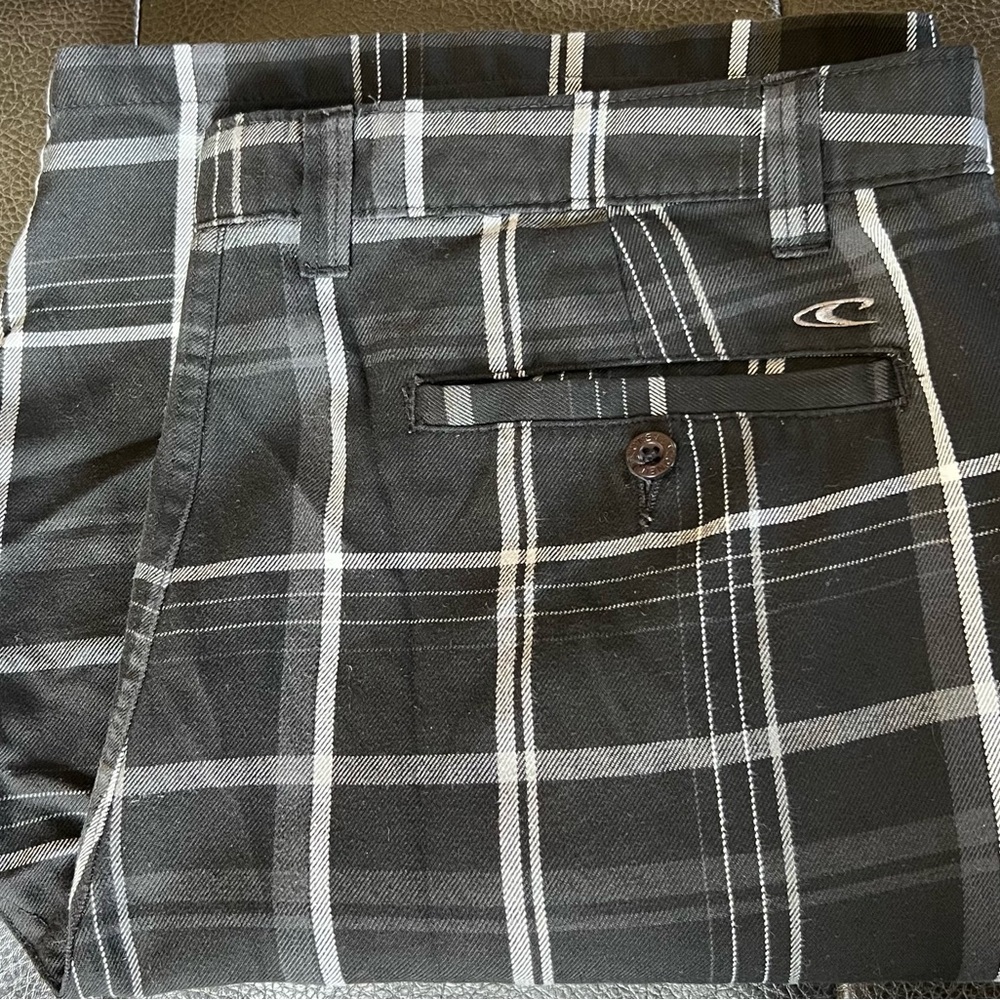O'Neill Men's Black Plaid Shorts